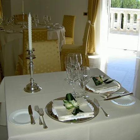 Relais Rossi 3*