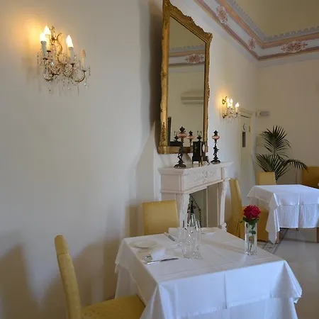Relais Rossi Hotel 3*