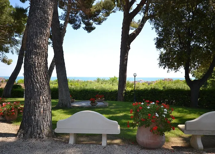 Hotel Relais Rossi 3*