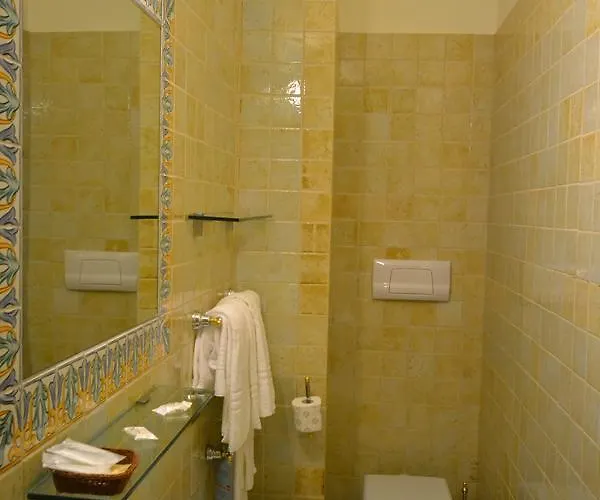 Hotel Relais Rossi 3*